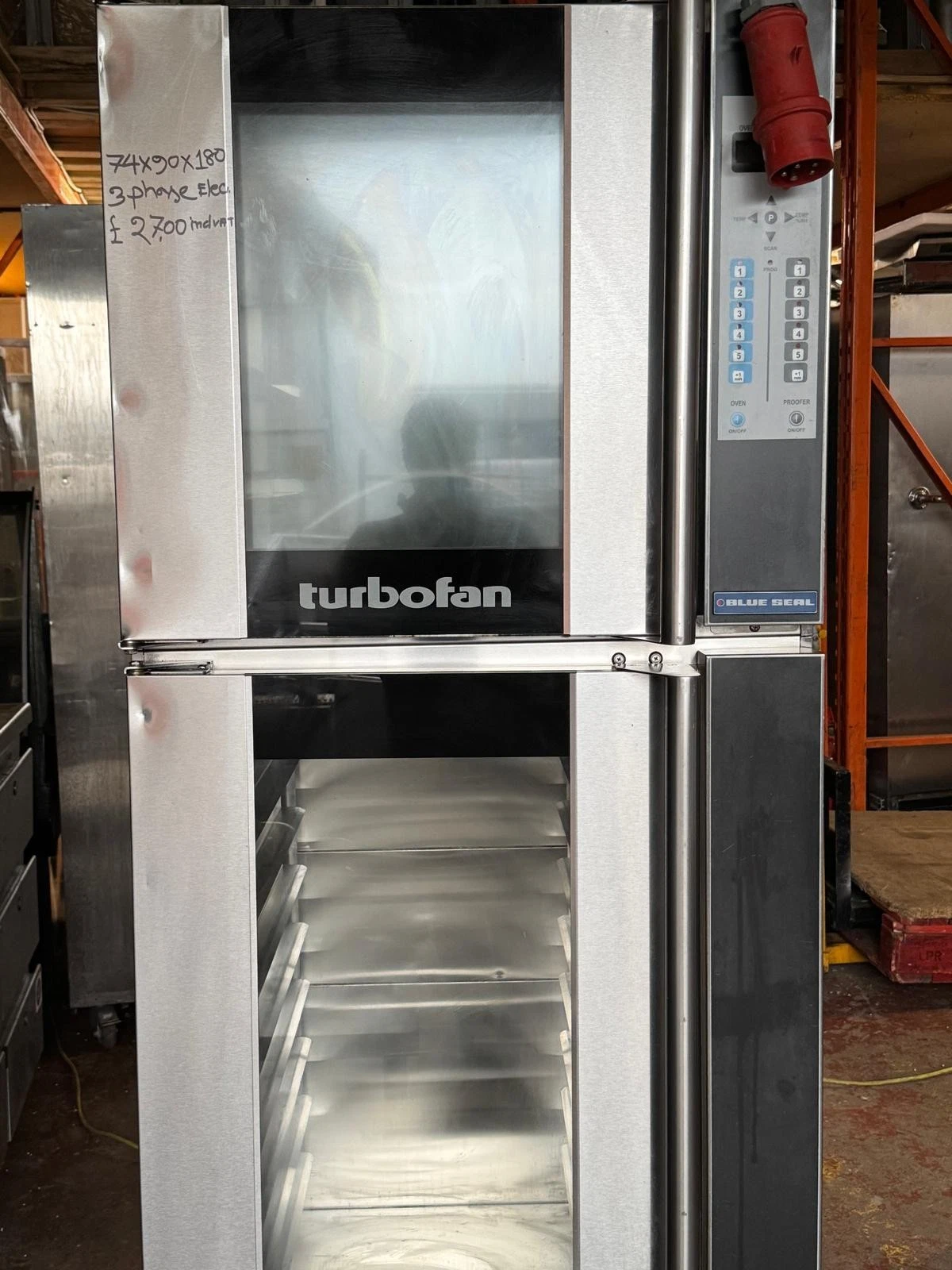 Blue Seal E32D4 Electric Convection Bakery Oven + Blue Seal P8M Dough Proofer (Cook & Proof Station)  **Refurbish